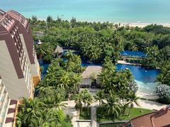 -三亚湾海居铂尔曼度假酒店