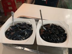 椰汁龟苓膏-梧州双钱龟苓膏(丽港航母店)