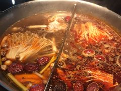 -湊湊火锅·茶憩(新中关购物中心店)