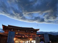 -丽江千古情