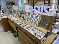 -沪睛眼镜蔡司官方授权店(金桥佳林路店)