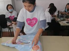 -爱月宝月嫂·育儿嫂(哈尔滨总店)