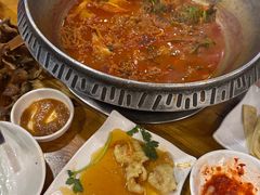-喇喇排骨火锅·传统韩式脊骨汤(望京西园总店)