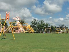 -季高兔窝窝亲子园(上海薰衣草公园店)