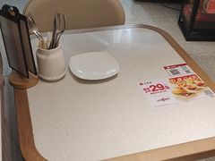 -必胜客(联投东方店)