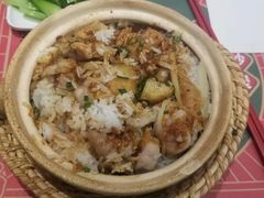 -华记煲仔华·煲仔饭(市桥易发店)