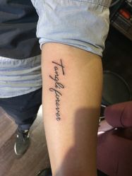 -木子·纹身店TATTOO穿孔·洗纹身
