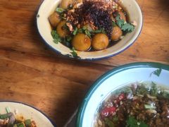-拈签一笑黄牛肉辣卤串串