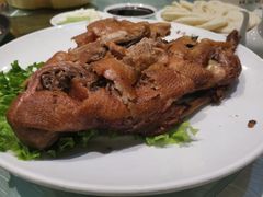 精品香酥鸭-晋阳饭庄(虎坊桥店)