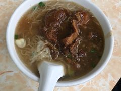 牛腩面-海幢瑞芳饮食店