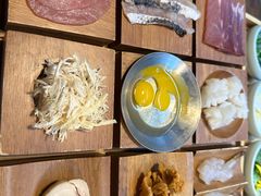 -银米·云南传统过桥米线(双廊黑金冠店)
