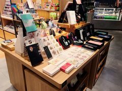 -百新书局(尚悦湾店)