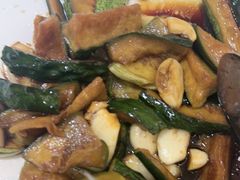 -品味居·首店·大连鲜活海鲜大连菜(东港店)