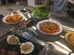 -马路牙子烧烤音乐酒馆(望京店)