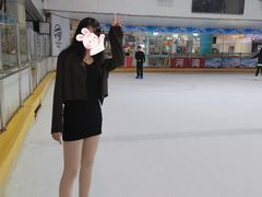 -正佳冰河湾真冰滑冰场