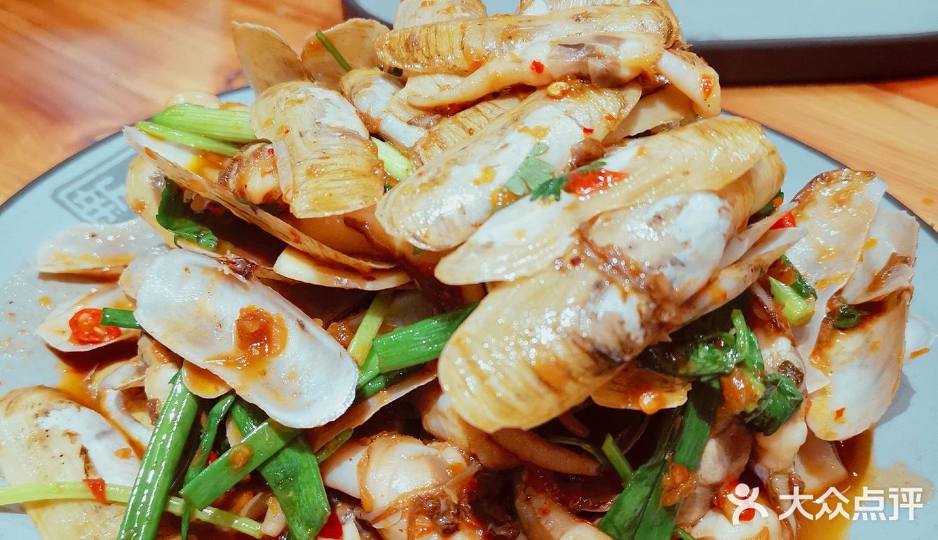 海鲜烧烤特色菜，就在新罗一代