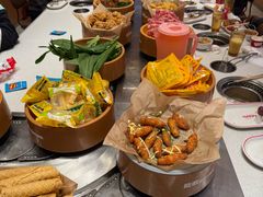 -龍歌自助小火锅(市南金茂湾店)