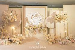 -红丝高端婚礼中心(旗舰店)