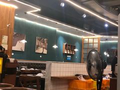 大堂-胡须佬鸡煲四季火锅店(石厦西村直营店)