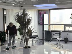 -V7 HAIR SALON