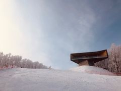 -中旅松花湖滑雪场