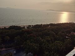 -三亚湾海居铂尔曼度假酒店