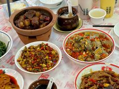 -堂瓦里·33年传统赣菜(第一街区店)