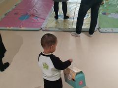 -爱睿思儿童早教亲子游泳(万象城店)