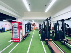 -征成健身连锁私教工作室(九公里店)