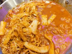 -豚豚家돈돈가韩国锅盖烤肉(新北万达店)