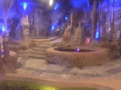 -泉城欧乐堡戏水湾艺术养生温泉