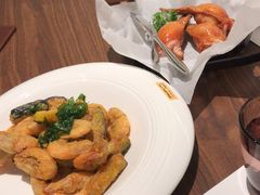 鲜虾胶酿脆皮鸡翅-港丽餐厅(杭大店)