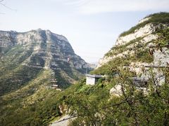 -抱犊寨风景区