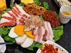 -木槿花韩式炭烤·熟成肉工坊(孙文东路店)