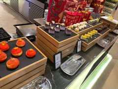 -广州万富希尔顿酒店·感趣自助餐厅·金秋蟹宴生蚝海鲜刺身烧烤
