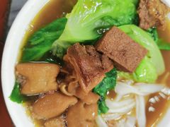 牛腩猪肠河粉-珍珍小食店(西华路店)