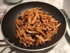 香锅双味菇-小菜园新徽菜(无锡宜家荟聚中心店)