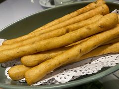 茴香小油条-gleeglee乐溢亦茶(合生汇店)
