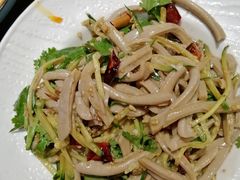 -东口码头·烧鸽子·鱼头泡饼·地方菜(金鹰悦城店)