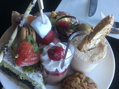 -澳门旅游塔360°旋转餐厅(南湾湖广场店)