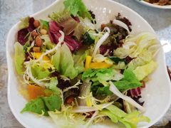 -汗腾格里·风味餐厅(新疆驻京办店)
