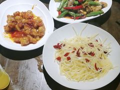 -聚汇三少·龙虾·中餐厅(莫邪路新天地店)