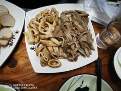 -牛小隆牛肉面馆(四牌楼店)