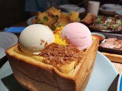 -蜜桃餐厅·伴山(湖滨商业街店)