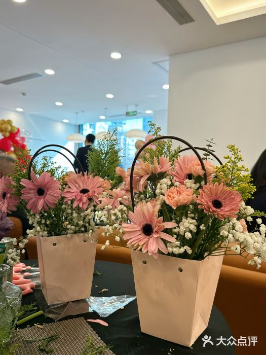 北京鹏龙星徽奔驰4S店(西大望路店)图片