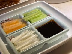 -韵秋荷(宝山龙湖天街店)