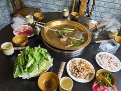 -周老三跷脚牛肉·全牛火锅(非遗传承店)