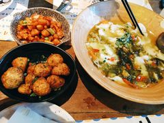 小土豆-胡桃里音乐酒馆(万科城市广场店)