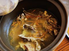 -房县土本味土鸡汤特色餐厅(沌口店)