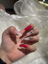 -丽心自助美甲美睫